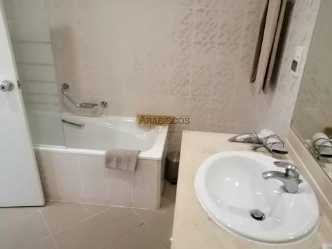 Estúdio - Vila Rosa - Condomínio fechado - Piscinas - Lugar garagem - Portimão