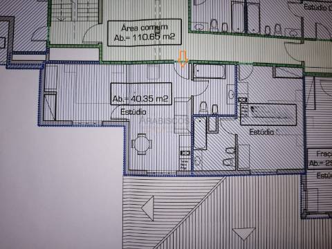 Estúdio - Vila Rosa - Condomínio fechado - Piscinas - Lugar garagem - Portimão