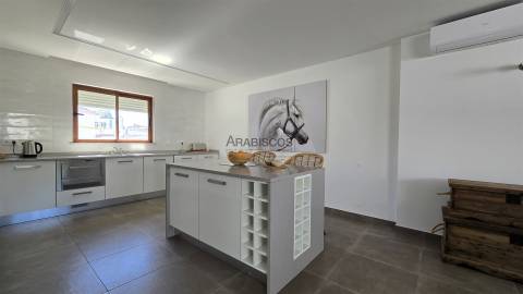 Magnífico T6 - Centro de Alvor - Luxuosa - Vistas Deslumbrantes - Piscina - Jacuzzi - Garagem