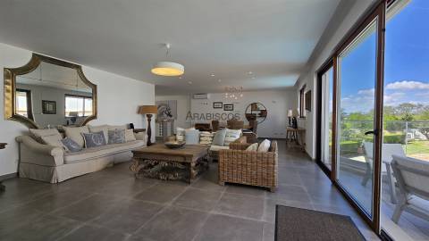 Magnífico T6 - Centro de Alvor - Luxuosa - Vistas Deslumbrantes - Piscina - Jacuzzi - Garagem