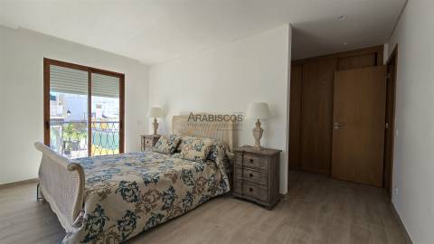 Magnífico T6 - Centro de Alvor - Luxuosa - Vistas Deslumbrantes - Piscina - Jacuzzi - Garagem