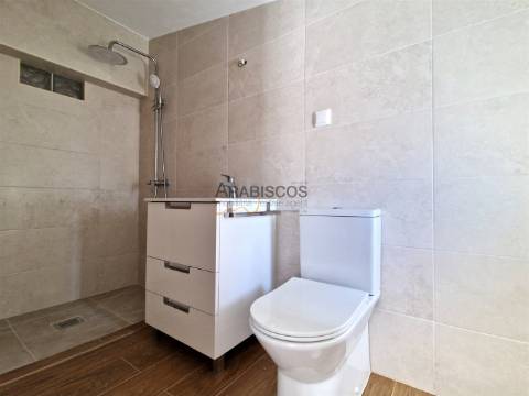 Moradia T3 - Terraço com 30 m2 - Quintal - Garagem - Odelouca - Silves - Algarve