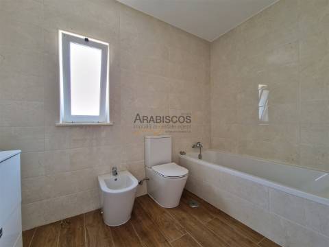 Moradia T3 - Terraço com 30 m2 - Quintal - Garagem - Odelouca - Silves - Algarve