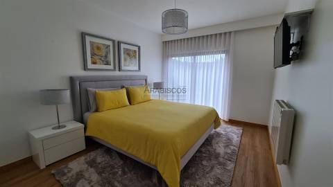 T4 - Terraço e Jardim Privativo - Piscina - Garagem Box - Terraços do Rio - Portimão - Algarve