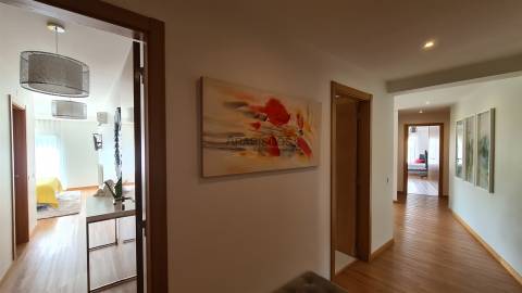 T4 - Terraço e Jardim Privativo - Piscina - Garagem Box - Terraços do Rio - Portimão - Algarve