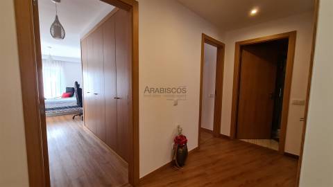 T4 - Terraço e Jardim Privativo - Piscina - Garagem Box - Terraços do Rio - Portimão - Algarve