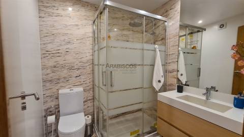 T4 - Terraço e Jardim Privativo - Piscina - Garagem Box - Terraços do Rio - Portimão - Algarve