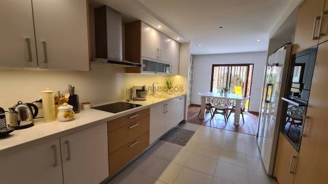 T4 - Terraço e Jardim Privativo - Piscina - Garagem Box - Terraços do Rio - Portimão - Algarve