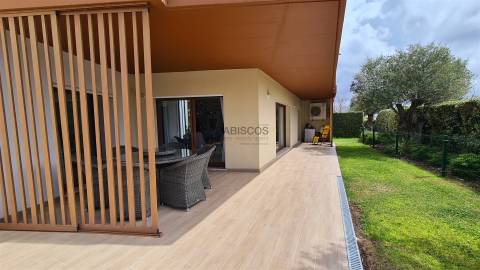 T4 - Terraço e Jardim Privativo - Piscina - Garagem Box - Terraços do Rio - Portimão - Algarve