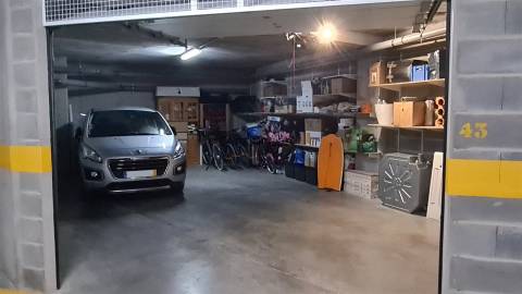 T4 - Terraço e Jardim Privativo - Piscina - Garagem Box - Terraços do Rio - Portimão - Algarve