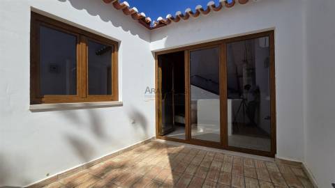 Moradia T2 - Nova Construção - Tradicional - 2 Pisos - Portimão - Centro - Algarve