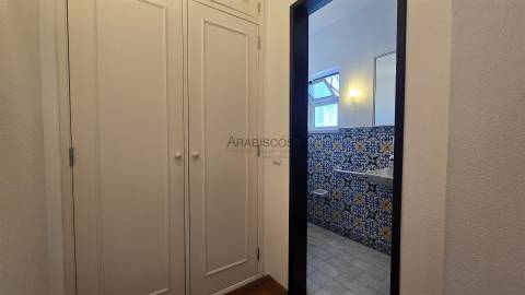 Moradia T4 - Lote de terreno 2680 m2 - Térrea - Penina - Alvor - Algarve