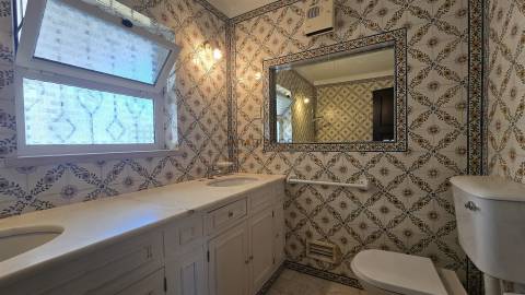 Moradia T4 - Lote de terreno 2680 m2 - Térrea - Penina - Alvor - Algarve