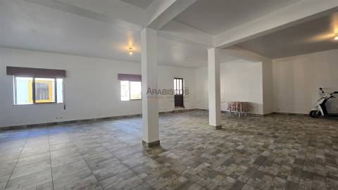 Armazém  Venda em Alvor,Portimão