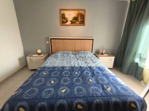 Apartamento T3 - Lugar de Garagem - Varanda - Encosta da Marina - Portimão - Algarve