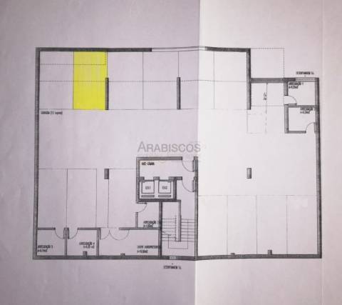 Apartamento T3 - Lugar de Garagem - Varanda - Encosta da Marina - Portimão - Algarve