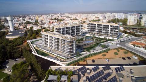 Apartamentos T2 - Varandas Amplas - Barbecue - Piscina - Garagem Box - Praia da Rocha - Algarve