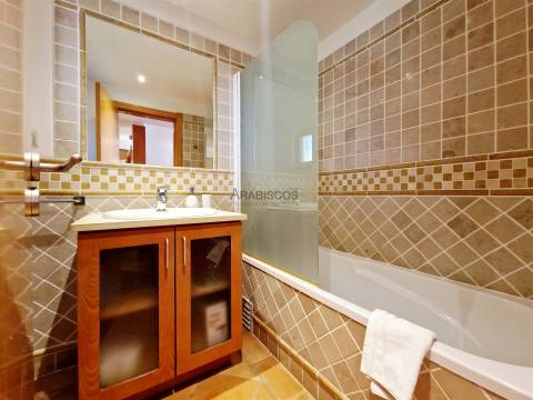 Arrendamento Anual - Apartamento T1 - Condominio fechado - Varanda - Piscina - Alvor
