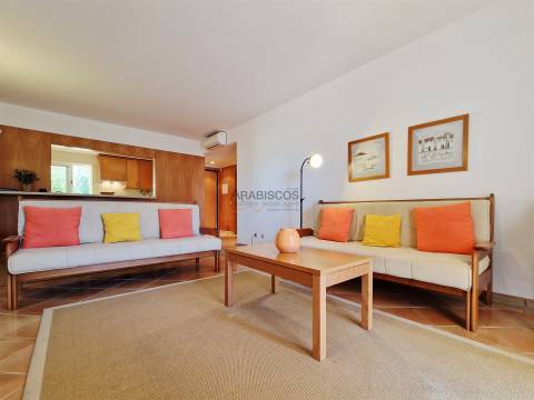 Arrendamento Anual - Apartamento T1 - Condominio fechado - Varanda - Piscina - Alvor