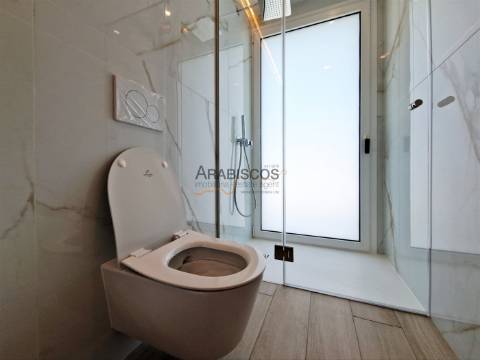 Penthouse T3 - Terraço com 131 m2 - Piscina Privativa - Ar condicionado - Piso Radiante - Portimão