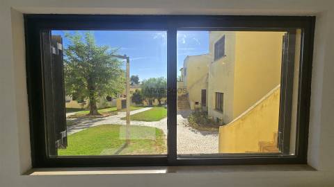 T0 - Mobilado e Equipado - Estacionamento - Jardins - Alvor - Quinta Nova - Portimão - Algarve