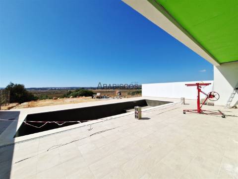 Moradia T4 - Piso Radiante - Ar Condicionado - Vista Ria Alvor - Piscina - Pontalgar - Algarve