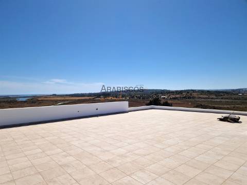 Moradia T4 - Piso Radiante - Ar Condicionado - Vista Ria Alvor - Piscina - Pontalgar - Algarve