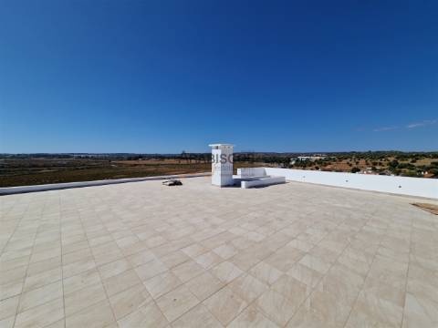 Moradia T4 - Piso Radiante - Ar Condicionado - Vista Ria Alvor - Piscina - Pontalgar - Algarve