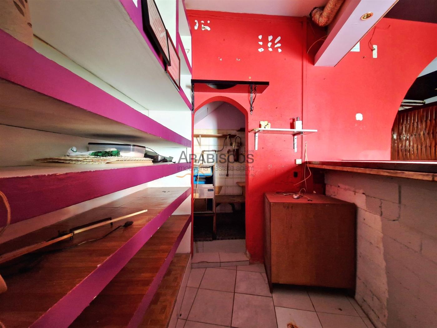 Moradia T3 - Zona ARU - Art Déco - Apartamento T3 - Loja - Centro de Portimão - Algarve