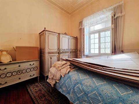 Moradia T3 - Zona ARU - Art Déco - Apartamento T3 - Loja - Centro de Portimão - Algarve