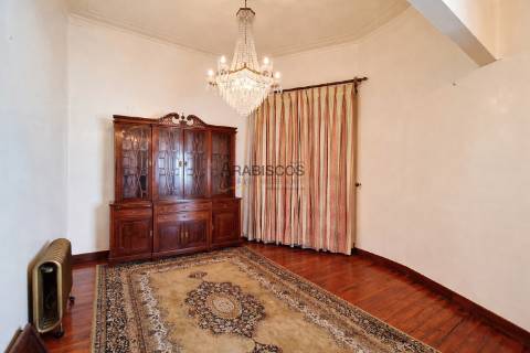 Moradia T3 - Zona ARU - Art Déco - Apartamento T3 - Loja - Centro de Portimão - Algarve