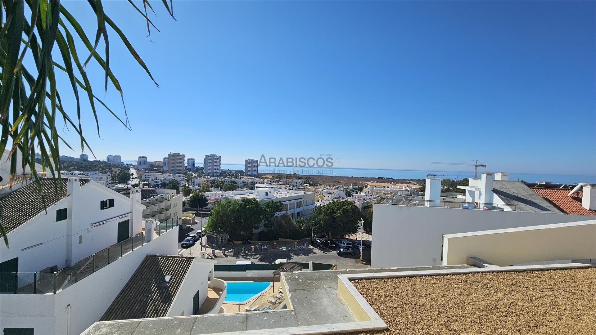 Apartamento T3 - Penthouse - Piscina - Terraço Privativo - Barbecue - Jacuzzi - Alvor