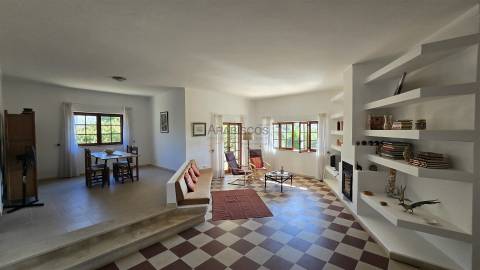 Moradia isoada T3 - Terraço - Carport coberto para 2 carros - jardim - Quinta Nova - Alvor