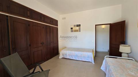 Moradia isoada T3 - Terraço - Carport coberto para 2 carros - jardim - Quinta Nova - Alvor