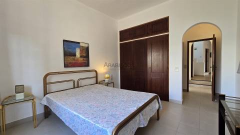 Moradia isoada T3 - Terraço - Carport coberto para 2 carros - jardim - Quinta Nova - Alvor