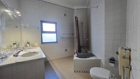 Moradia isoada T3 - Terraço - Carport coberto para 2 carros - jardim - Quinta Nova - Alvor