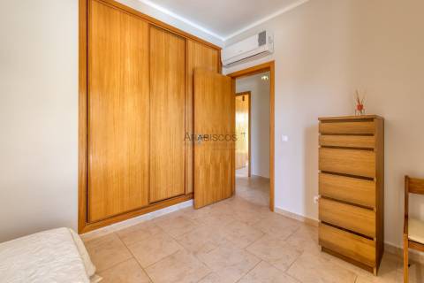 Moradia Isolada T3 - Arrendamento Anual - Piscina - Jardim - Barbecue - Portimão