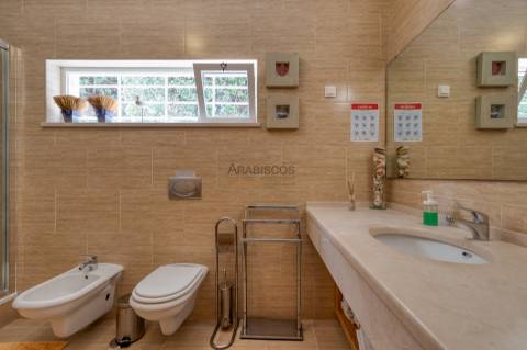 Moradia Isolada T3 - Arrendamento Anual - Piscina - Jardim - Barbecue - Portimão