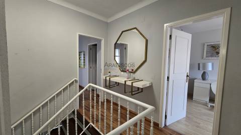 Moradia T4 - Mobilada e Equipada - Lareira - Jardim - Perto da Praia - Alvor - Portimão