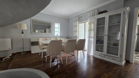 Moradia T4 - Mobilada e Equipada - Lareira - Jardim - Perto da Praia - Alvor - Portimão