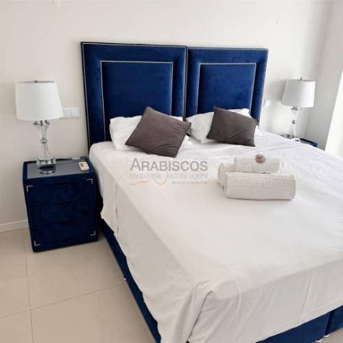 Arrendamento Anual - Moradia - T2 - Condominio fechado - Piscina - Box - Alvor