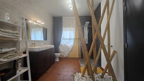 Moradia T4 - 4 suites - Piscina - Monte Canelas - Mex. Grande - Portimão