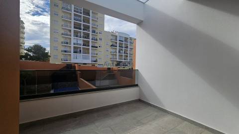 Moradia Nova - T3 - barbecue - Piscina - Portimão