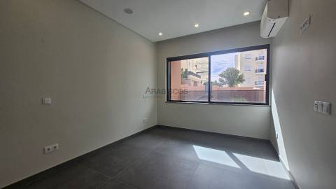 Moradia Nova - T3 - barbecue - Piscina - Portimão