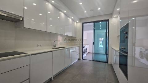 Moradia Nova - T3 - barbecue - Piscina - Portimão