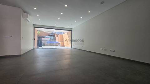 Moradia Nova - T3 - barbecue - Piscina - Portimão