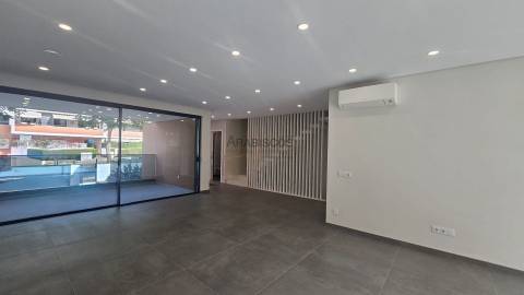 Moradia Nova - T3 - barbecue - Piscina - Portimão