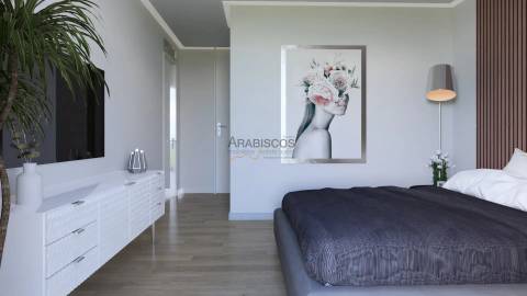 Apartamento T2 - Em Construção - 2 Lugares de Estacionamento - Varanda - Portimão
