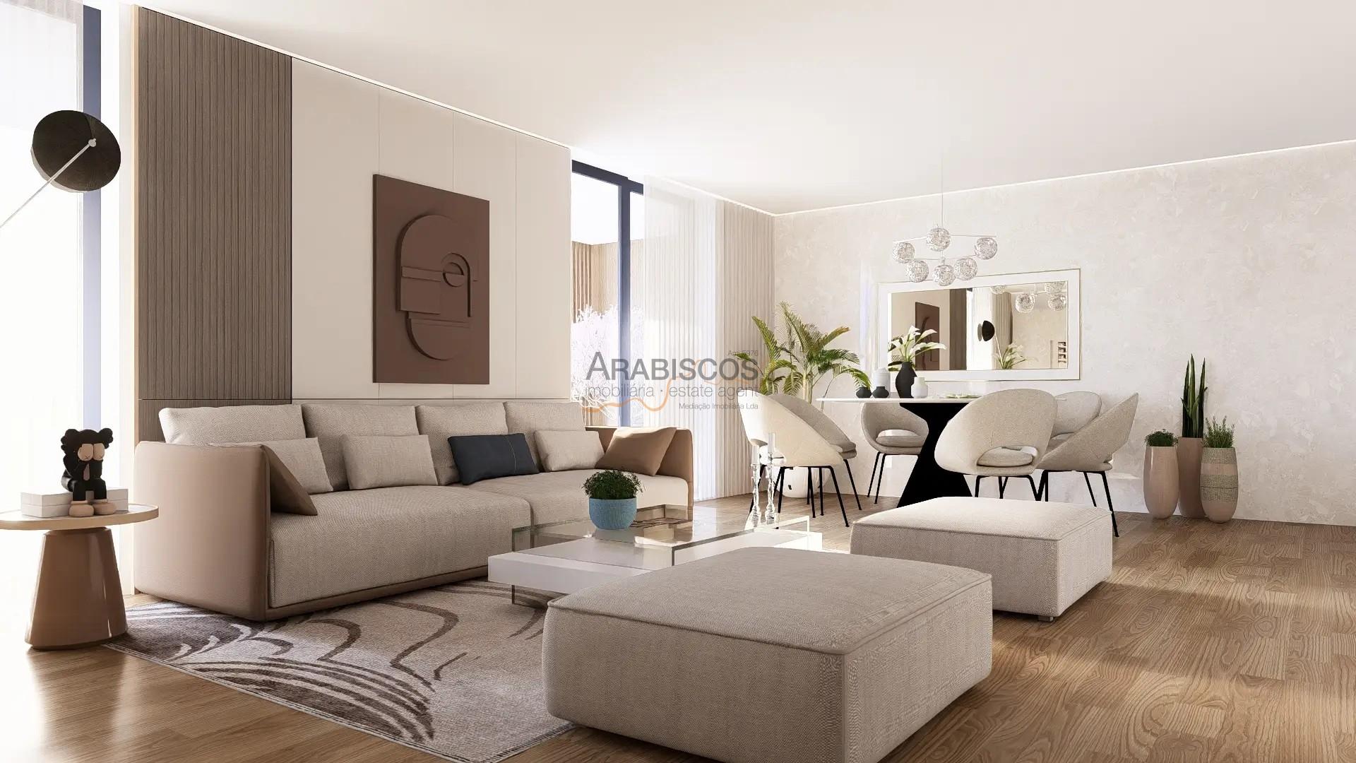 Apartamento T3 - Em Construção - 2 Lugares de Estacionamento - 2 Varandas - Portimão