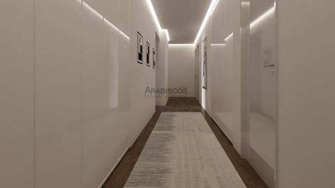 Apartamento T3 - Em Construção - 2 Lugares de Estacionamento - 2 Varandas - Portimão